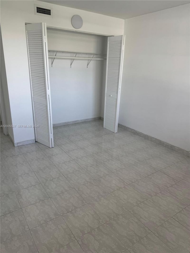 6725 Harding Ave , Unit 503, Miami Beach, FL 33141 Photo