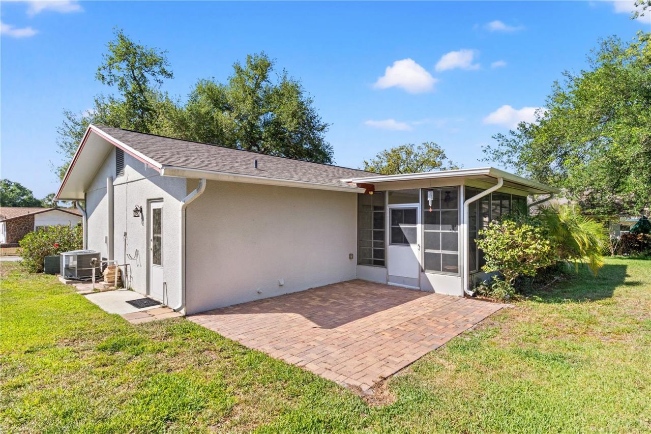 10616 Springwood Drive , Port Richey, FL 34668 Photo
