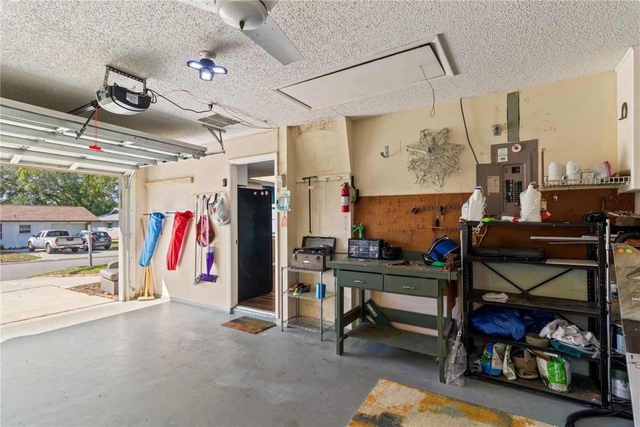 10616 Springwood Drive , Port Richey, FL 34668 Photo