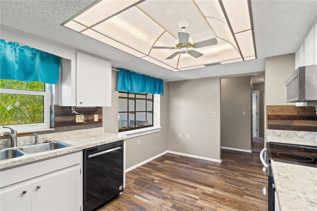 10616 Springwood Drive, Port Richey, FL 34668 Photo