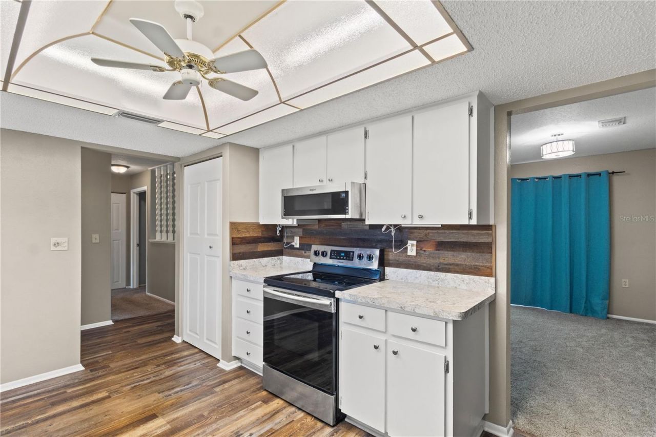 10616 Springwood Drive, Port Richey, FL 34668 Photo