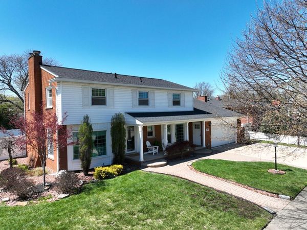 1700 Evergreen Street, Trenton, MI 48183