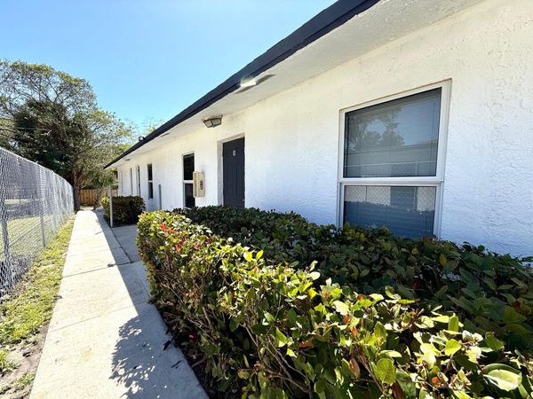 812 5th Street, Unit B, West Palm Beach, FL 33401