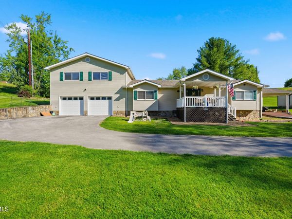 2222 Shenandoah Drive, Big Stone Gap, VA 24219