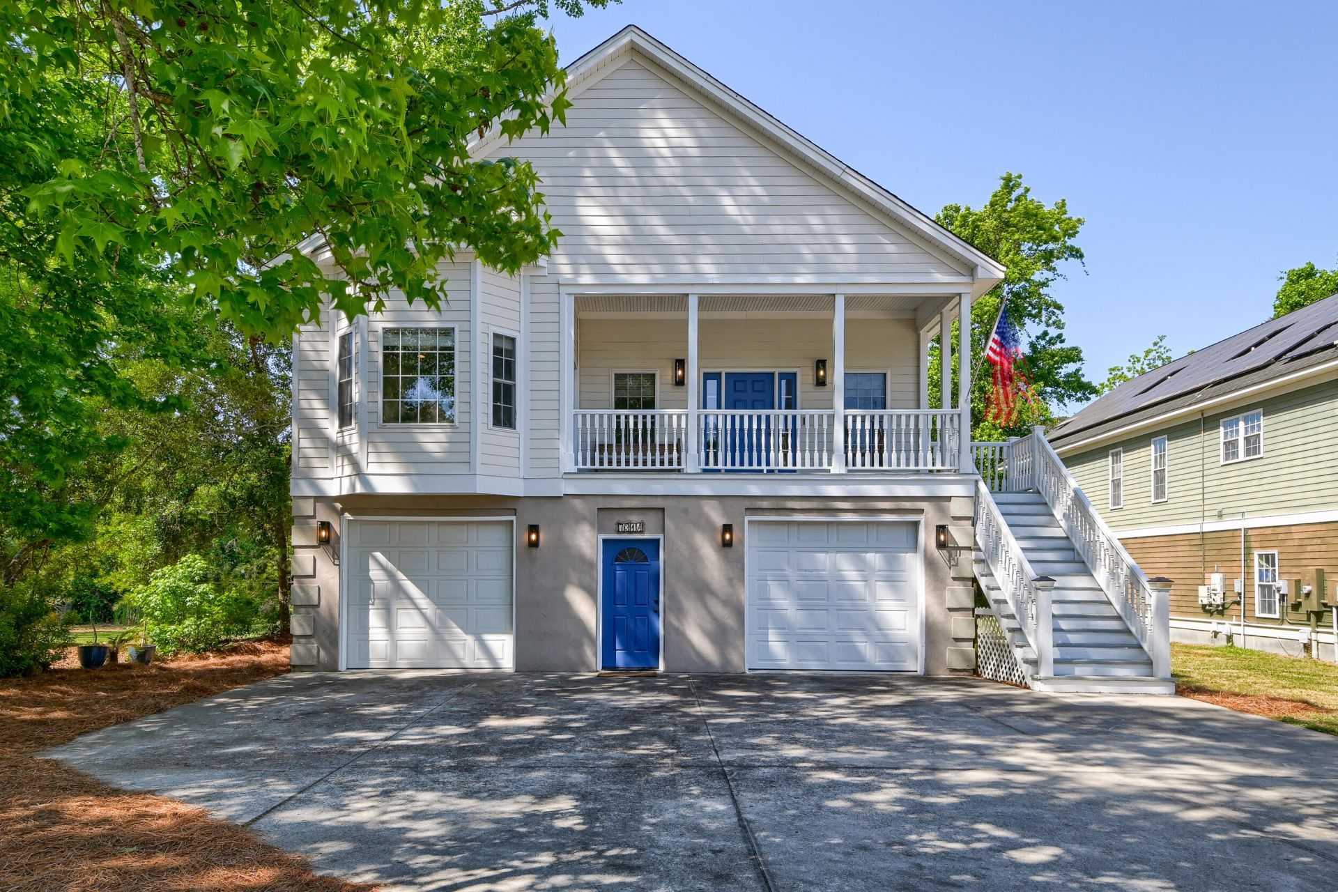 731 York Street Photo 11