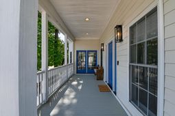 731 York Street photo 4