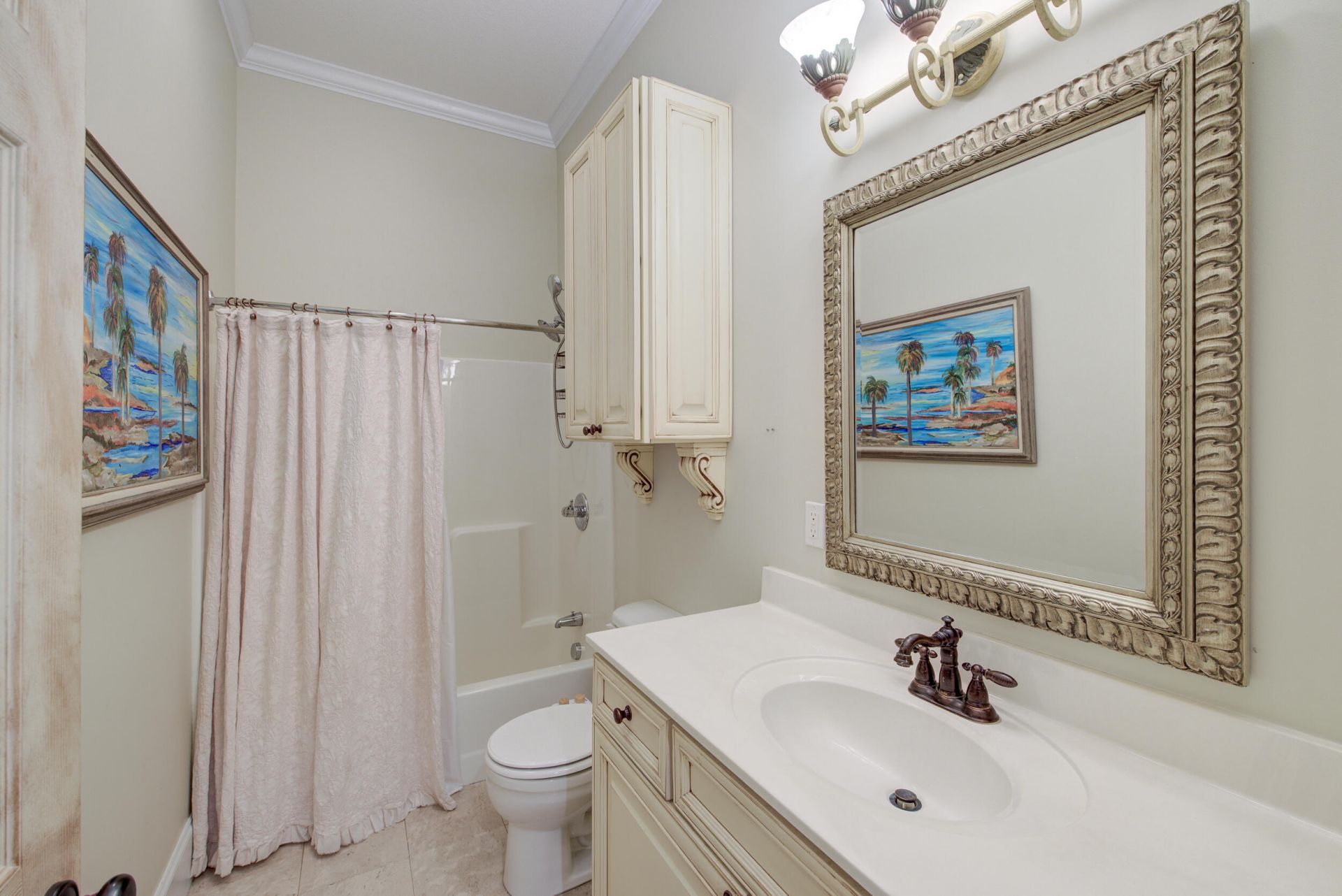 731 York Street Photo 29