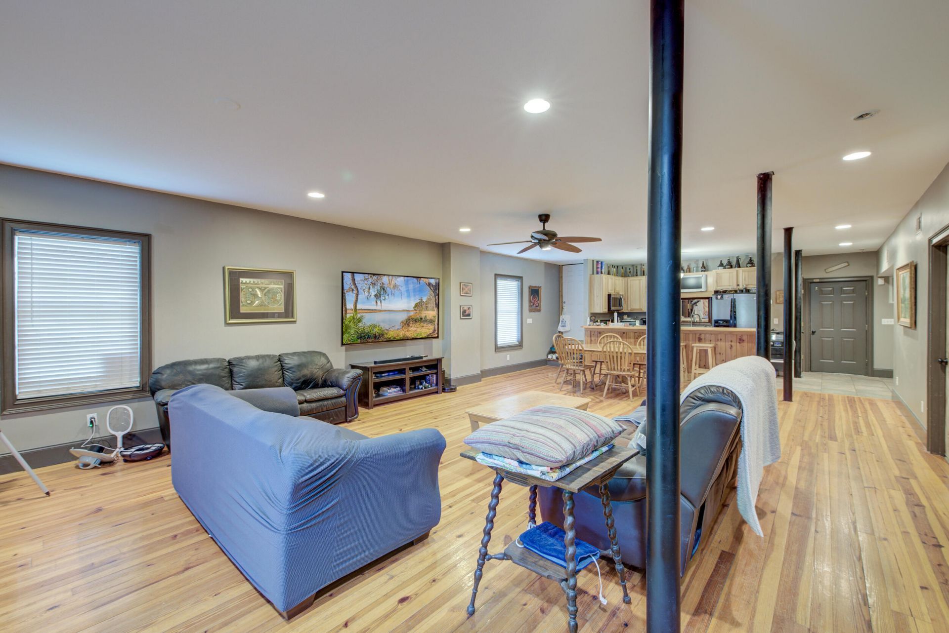 731 York Street Photo 51