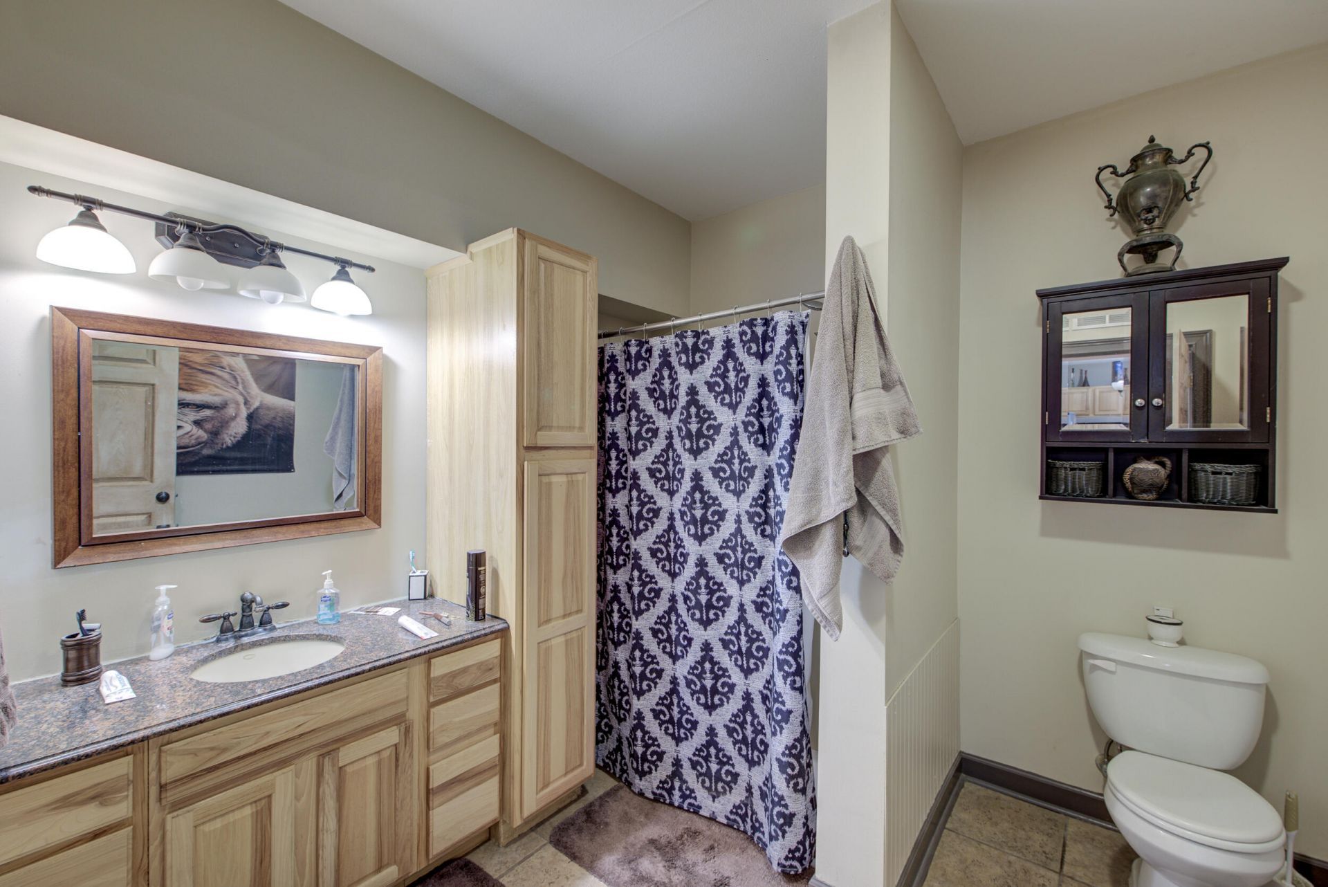 731 York Street Photo 53