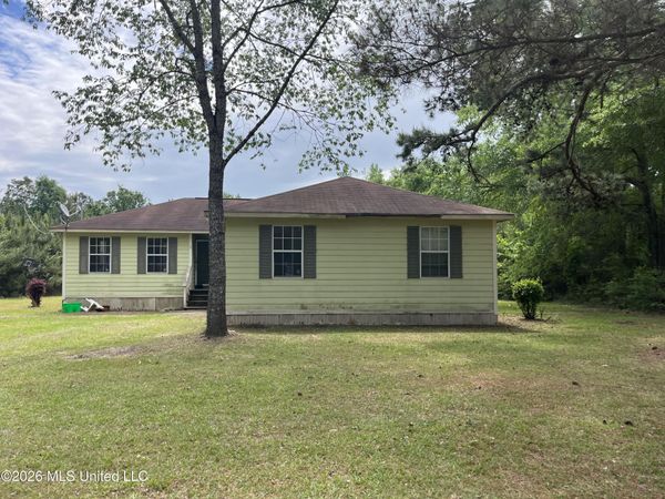 328 W Progress Road, Prentiss, MS 39474
