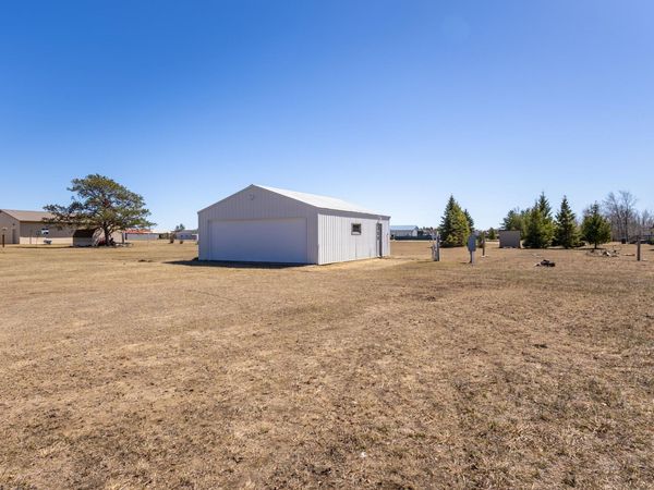 2402 Tracy Court NW, Bemidji, MN 56601