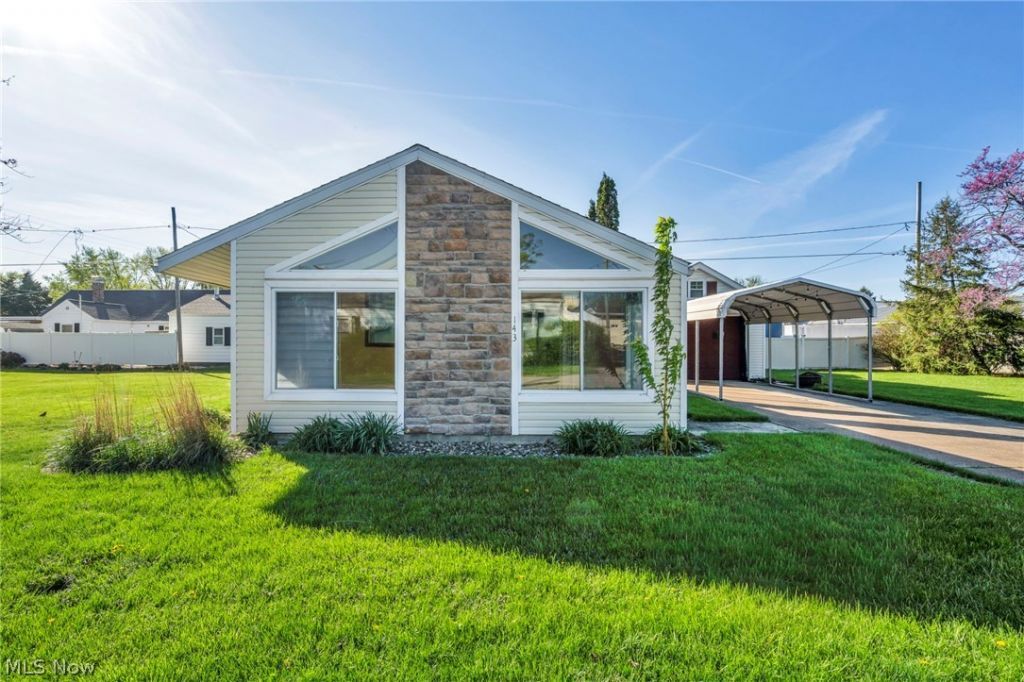 143 Oneida Trail, Sandusky, OH 44870