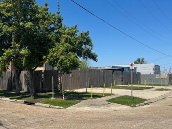 2900 LIME Street , Metairie, LA 70006