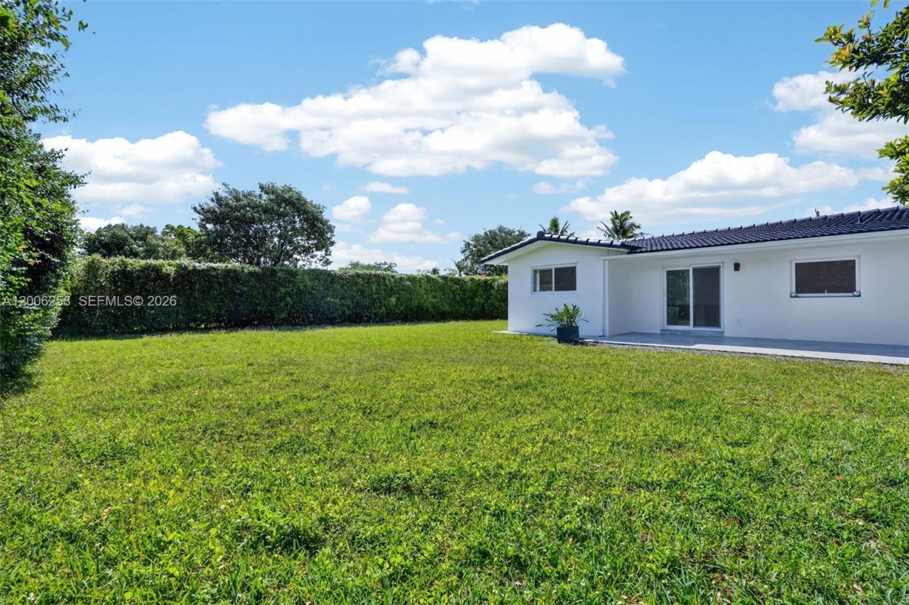 8161 SW 104th St, Miami, FL 33156 Photo