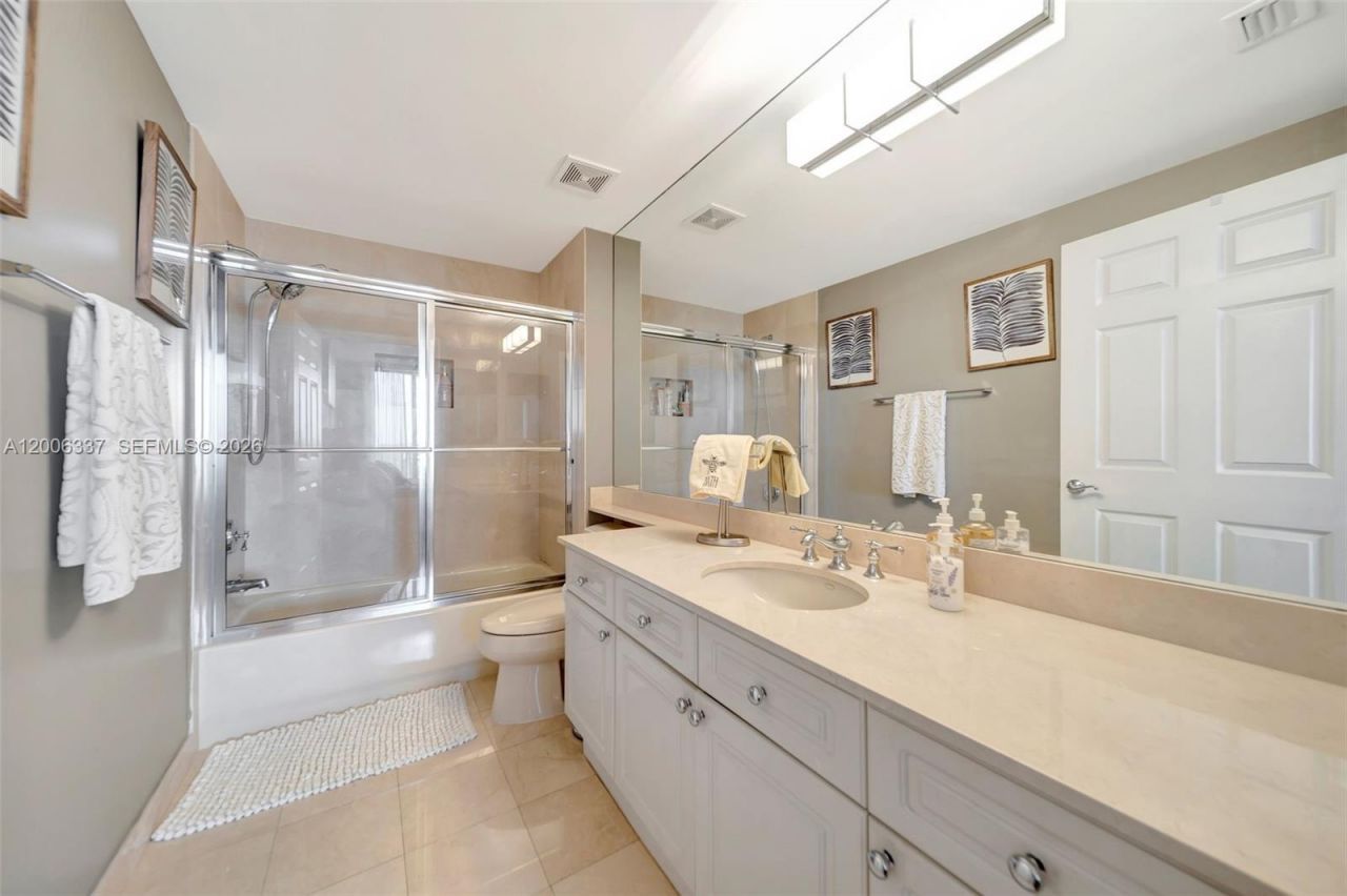 6051 N Ocean Dr, Unit 603, Hollywood, FL 33019 Photo