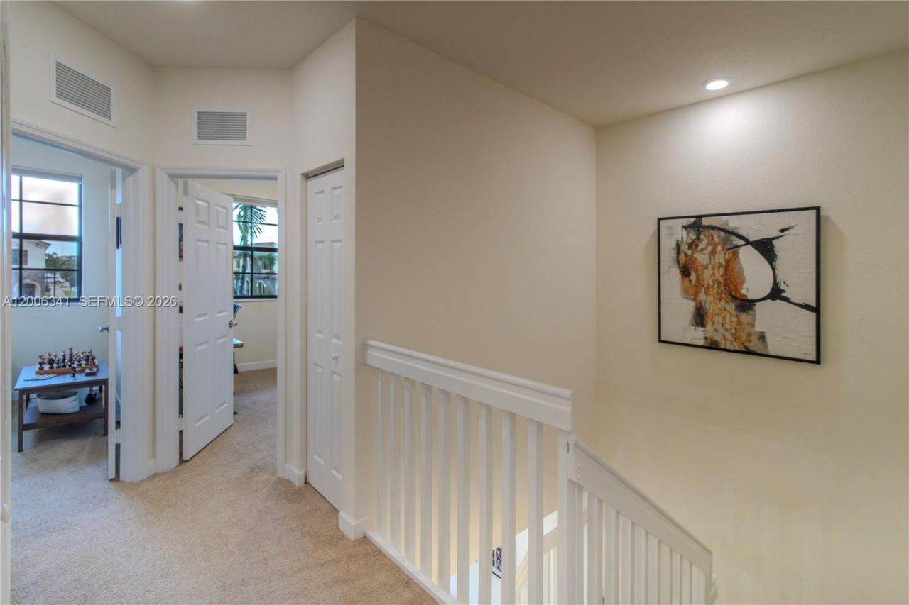 3280 W 92nd Pl, Hialeah, FL 33018 Photo