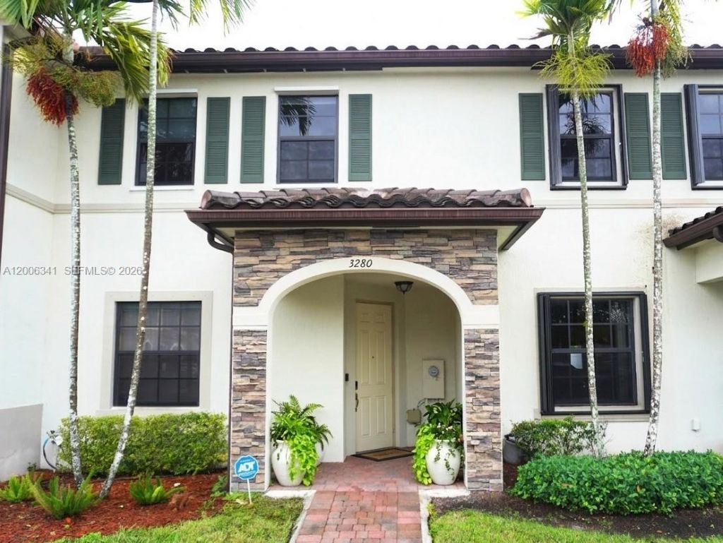 3280 W 92nd Pl, Hialeah, FL 33018 Photo