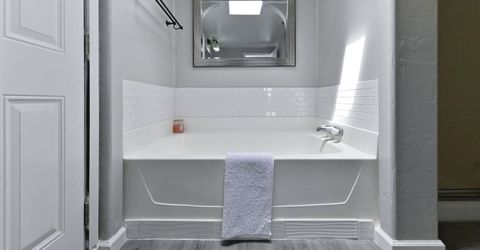 5695 Old Emigrant Trl, Mountain Ranch, CA 95246 Photo