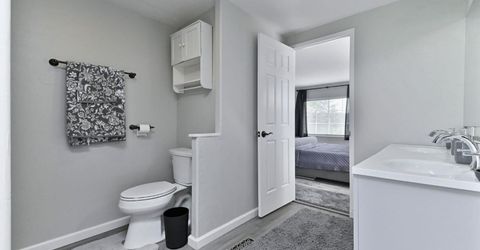 5695 Old Emigrant Trl, Mountain Ranch, CA 95246 Photo