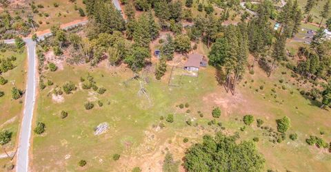 5695 Old Emigrant Trl, Mountain Ranch, CA 95246 Photo