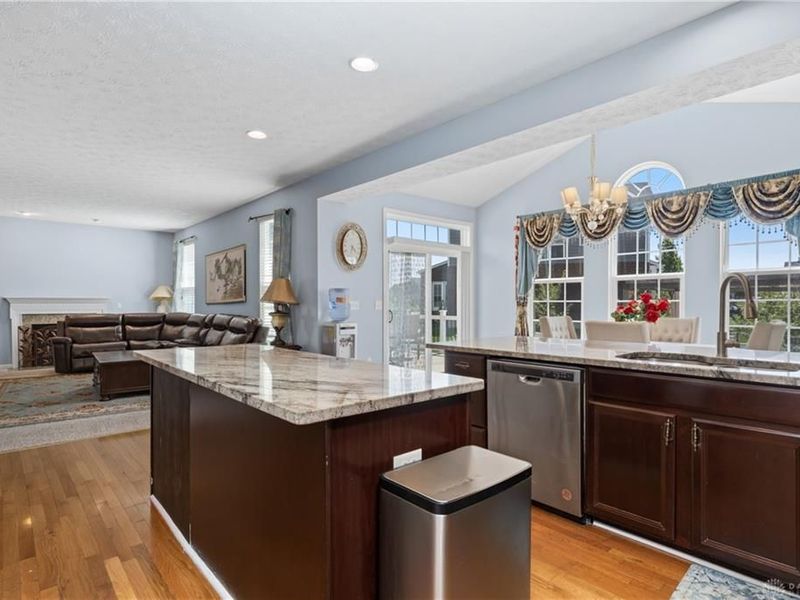 9448 Aspen Brook Court, Centerville, OH 45458 Photo 12