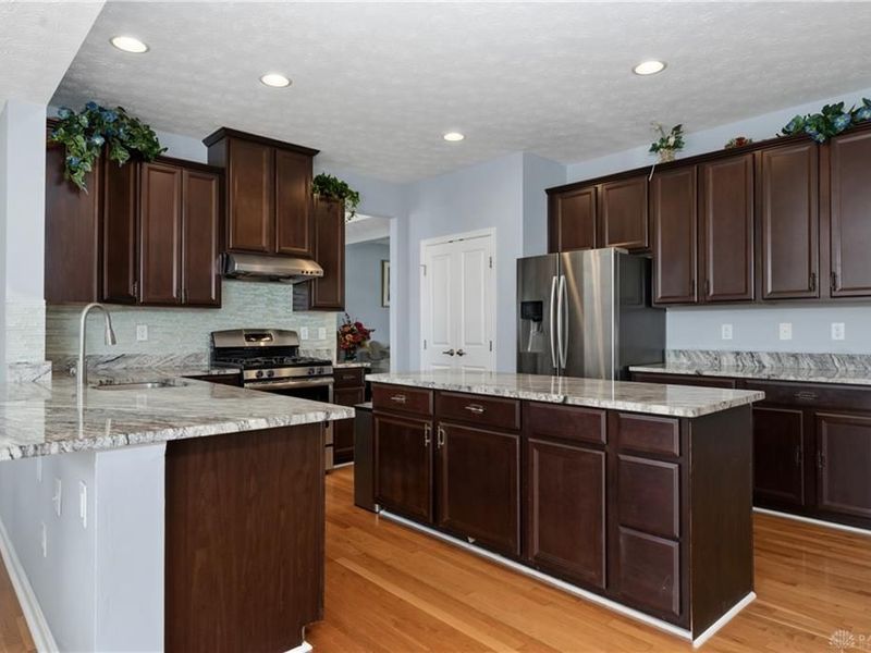 9448 Aspen Brook Court, Centerville, OH 45458 Photo 13