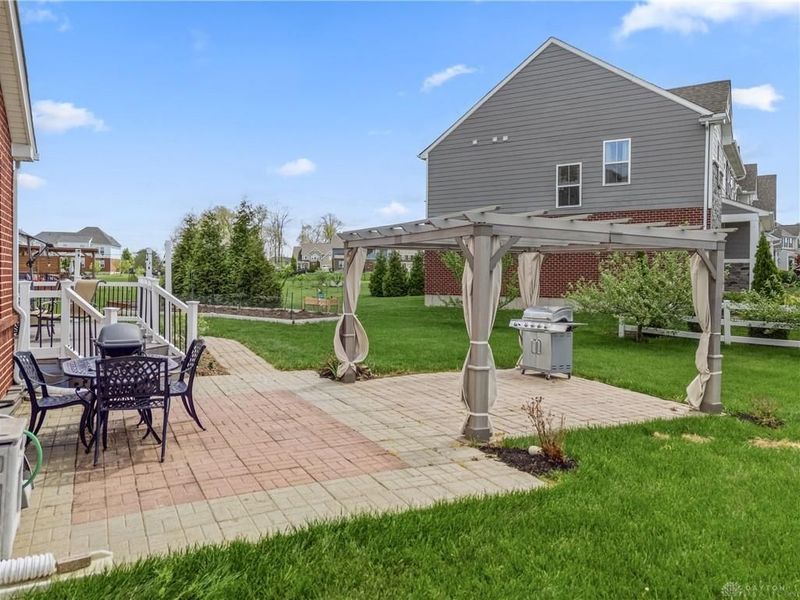 9448 Aspen Brook Court, Centerville, OH 45458 Photo 6