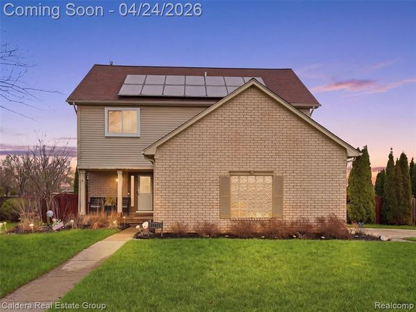 29011 Oakmont Drive , Chesterfield Twp, MI 48051