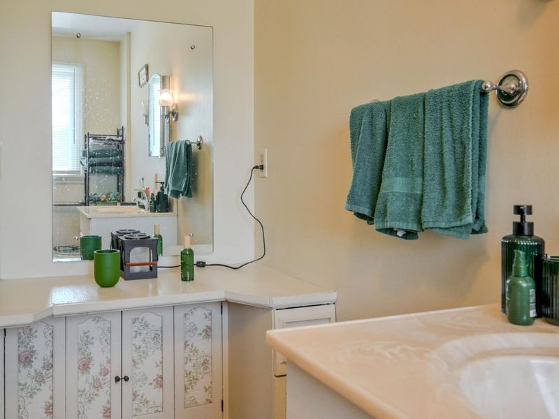 421 E Main Street, Saint Paris, OH 43072 Photo 32