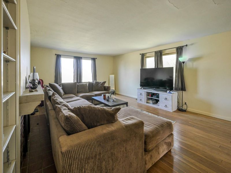 421 E Main Street, Saint Paris, OH 43072 Photo 9