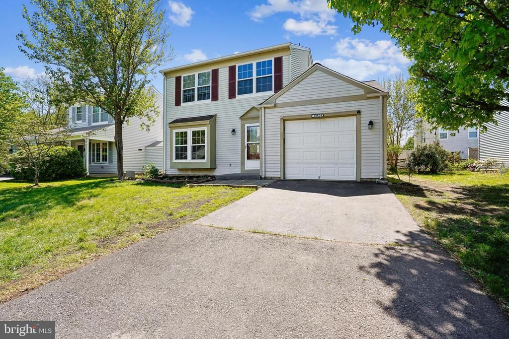 13505 Coates Lane, Herndon, VA 20171 Main Photo
