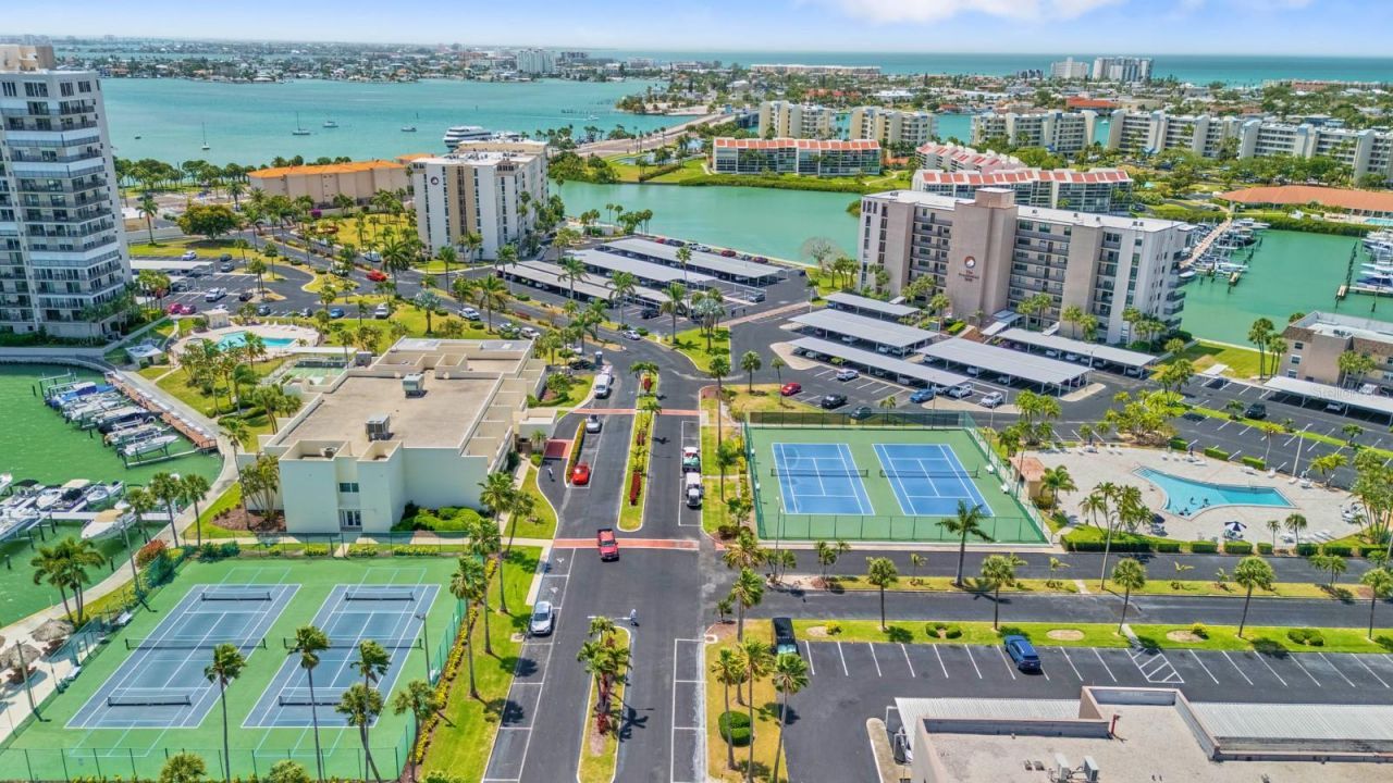 7401 Bay Island Drive S, Unit 337, South Pasadena, FL 33707 Photo