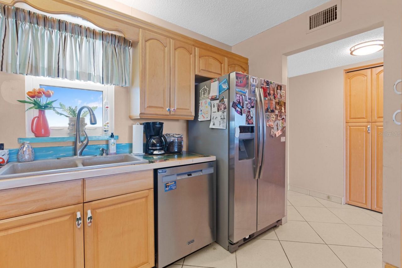 7401 Bay Island Drive S, Unit 337, South Pasadena, FL 33707 Photo