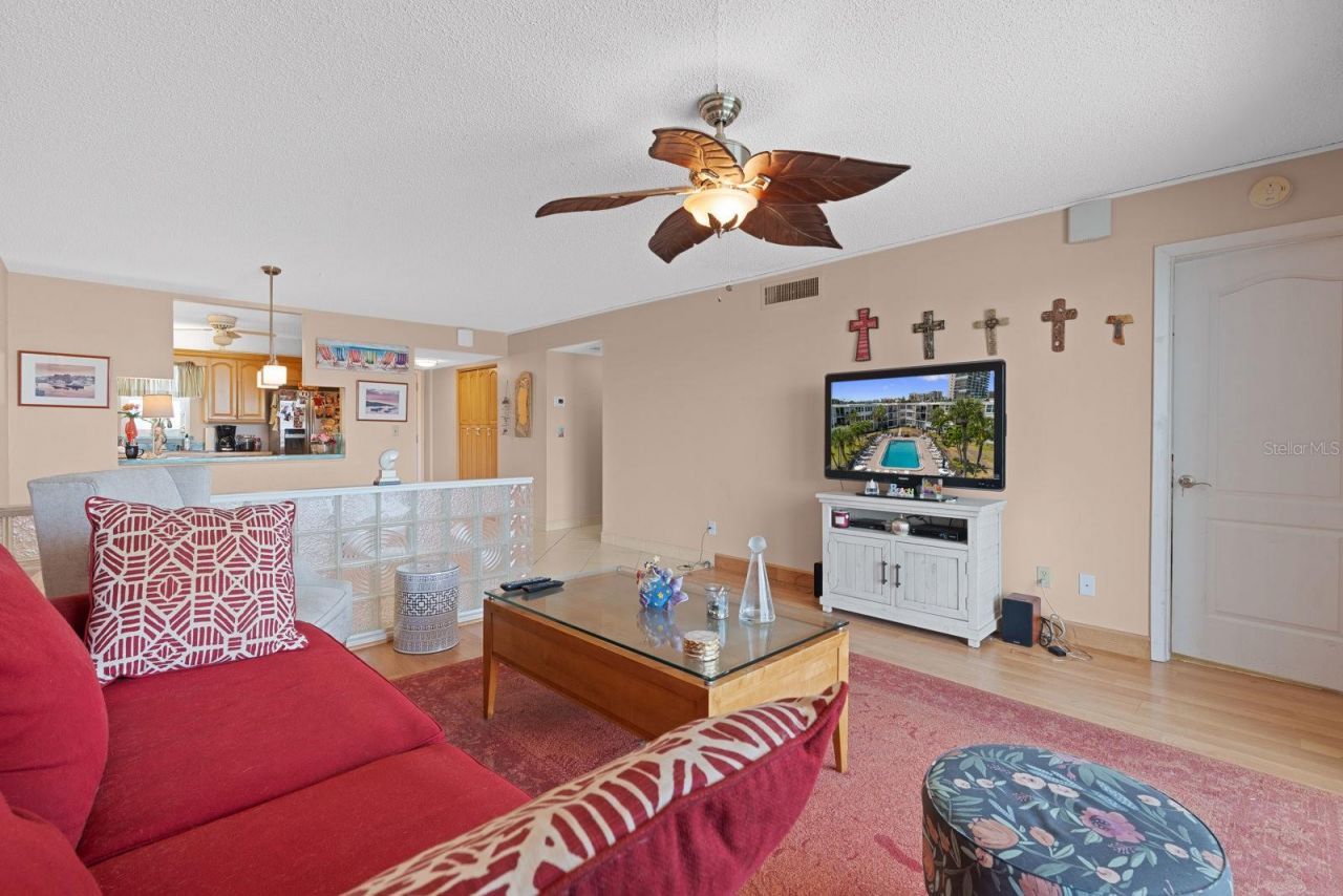 7401 Bay Island Drive S, Unit 337, South Pasadena, FL 33707 Photo
