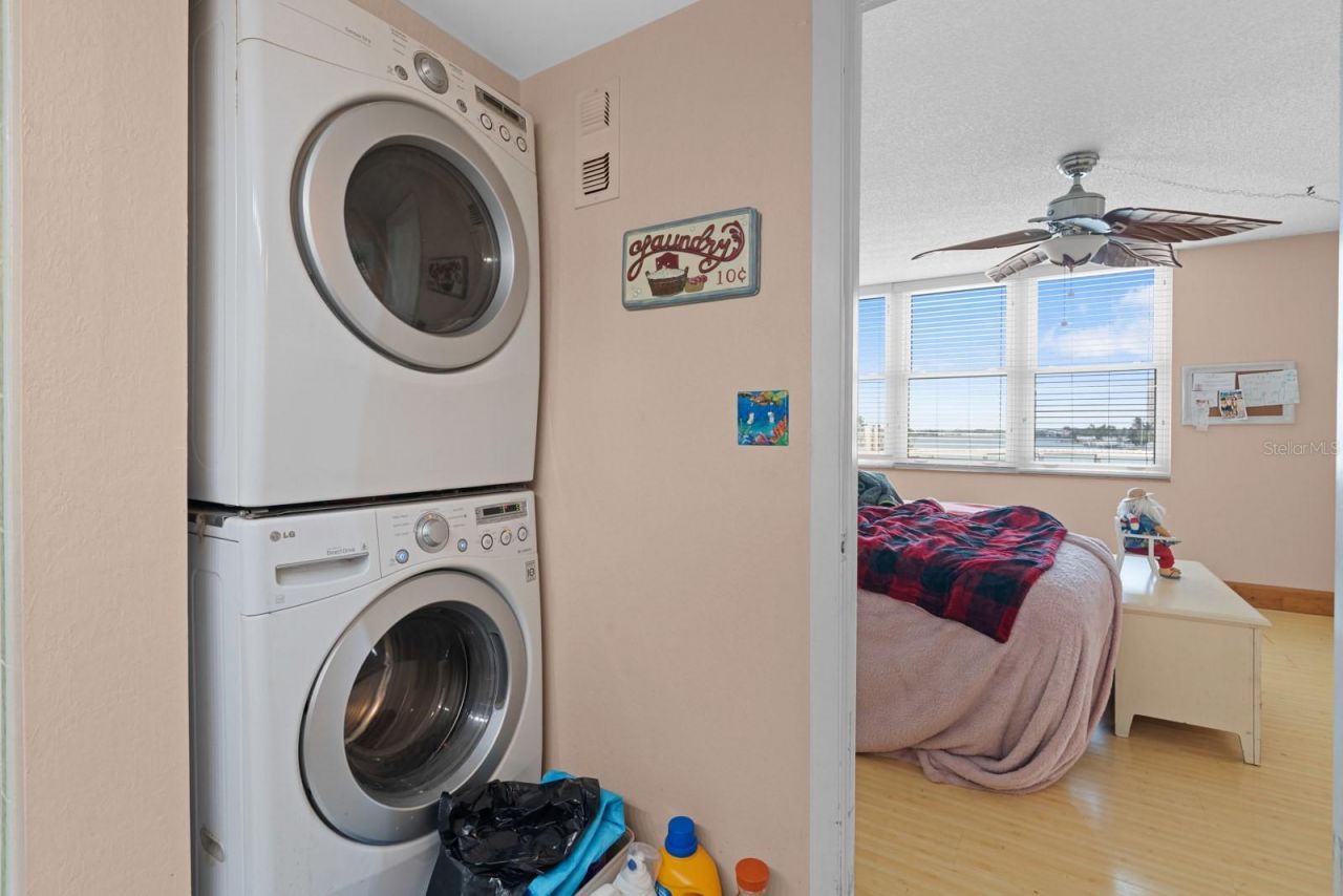 7401 Bay Island Drive S, Unit 337, South Pasadena, FL 33707 Photo