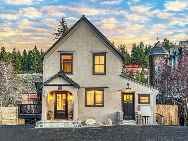 10017 East River Street, Truckee, CA 96161