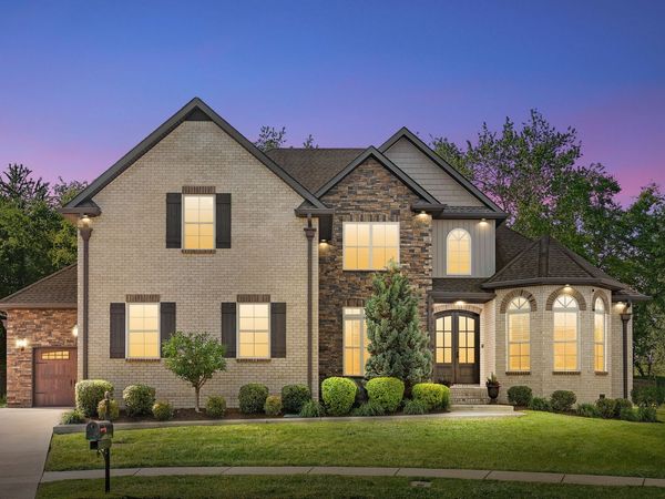 251 Harrowgate Dr , Clarksville, TN 37043