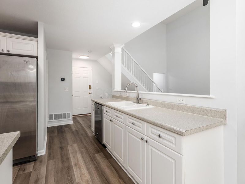 1134 Sanctuary Place, Unit 6, Gahanna, OH 43230 Photo 13