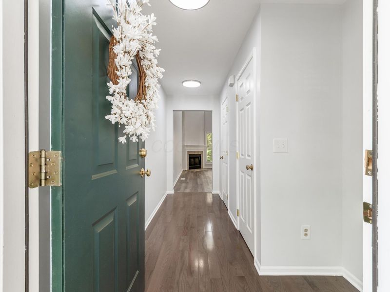 1134 Sanctuary Place, Unit 6, Gahanna, OH 43230 Photo 4