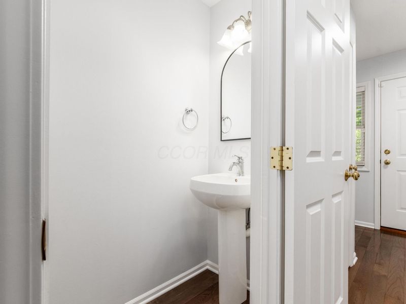 1134 Sanctuary Place, Unit 6, Gahanna, OH 43230 Photo 5