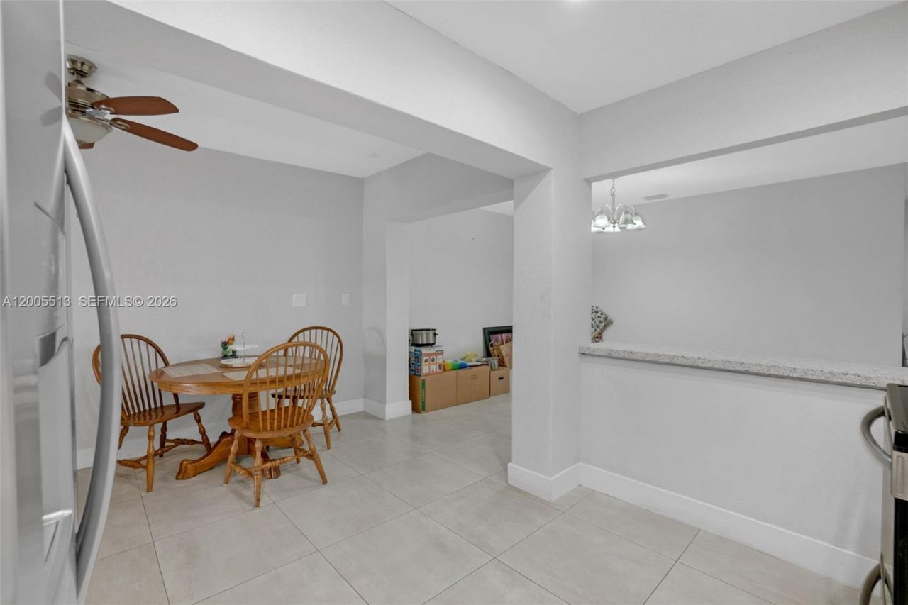 862 W 79th St , Hialeah, FL 33014 Photo