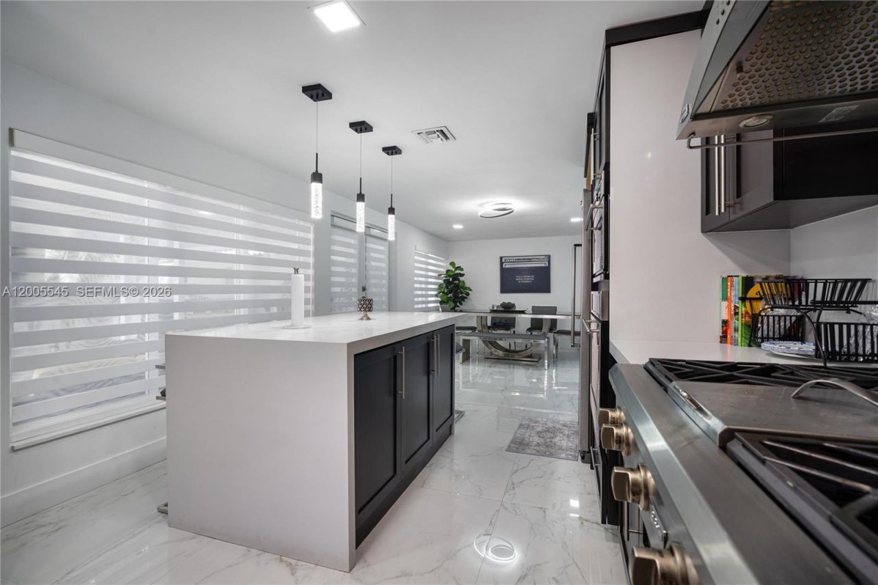 150 NW 130th Ave , Miami, FL 33182 Photo