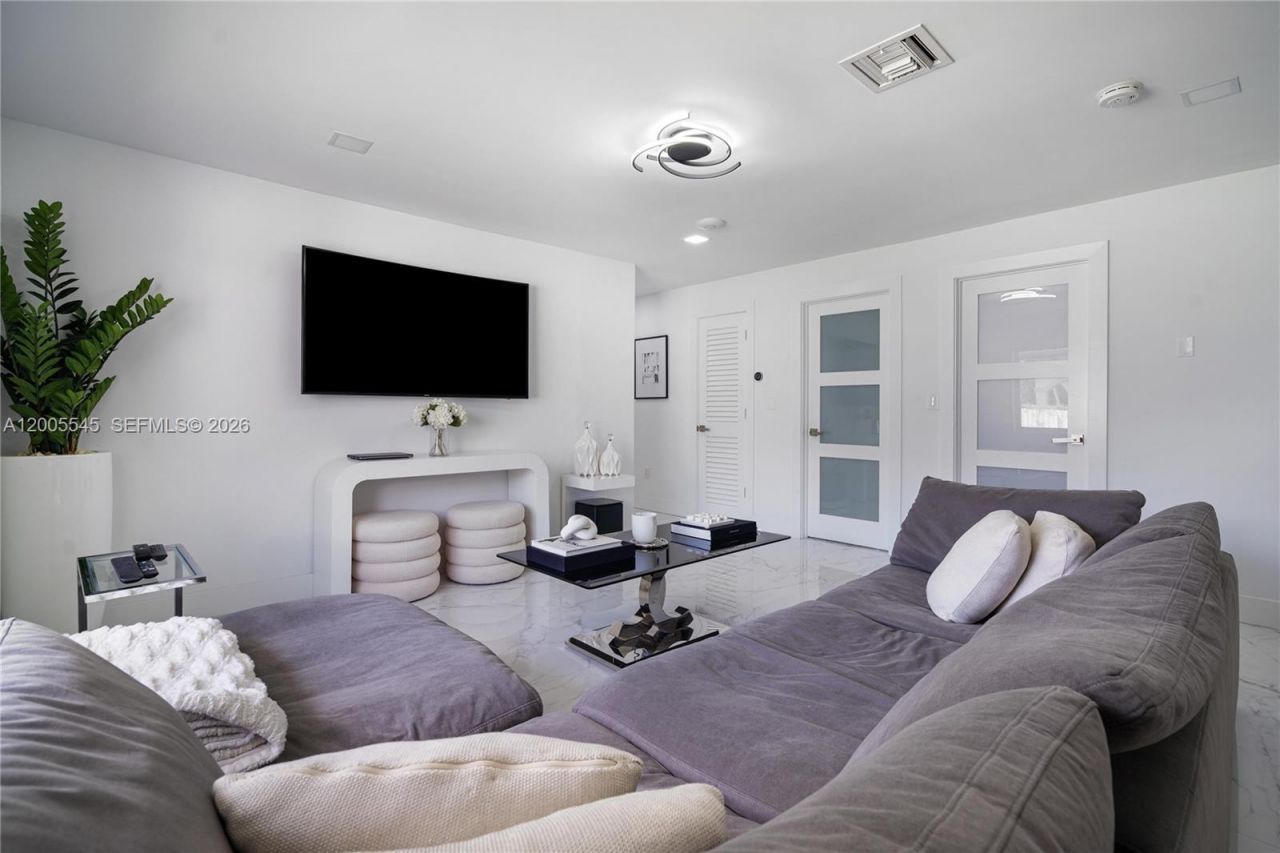 150 NW 130th Ave , Miami, FL 33182 Photo