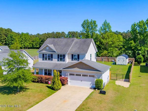 124 Waterford Way, Maysville, NC 28555