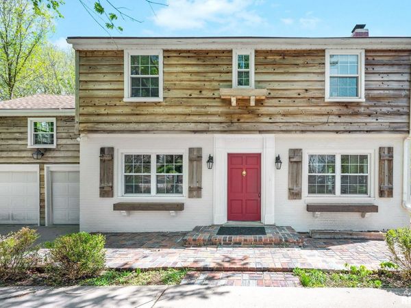 5908 N ELM Lane, Peoria, IL 61614