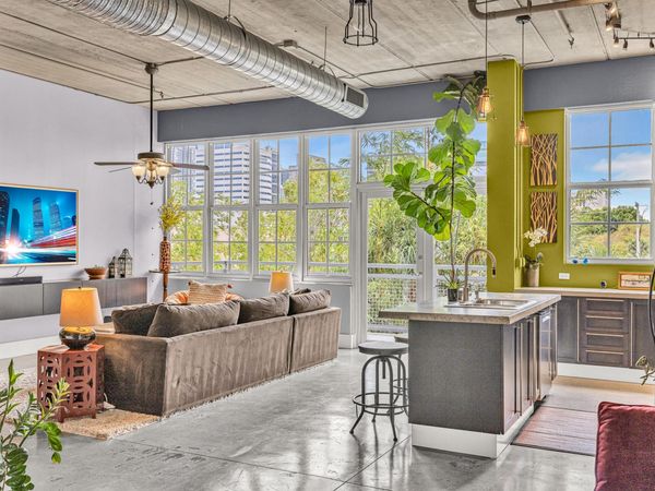 425 N Andrews Avenue, Unit 303, Fort Lauderdale, FL 33301