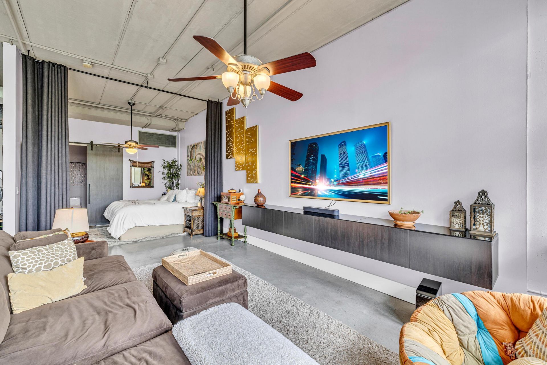 425 N Andrews Avenue, Unit 303, Fort Lauderdale, FL 33301 Photo