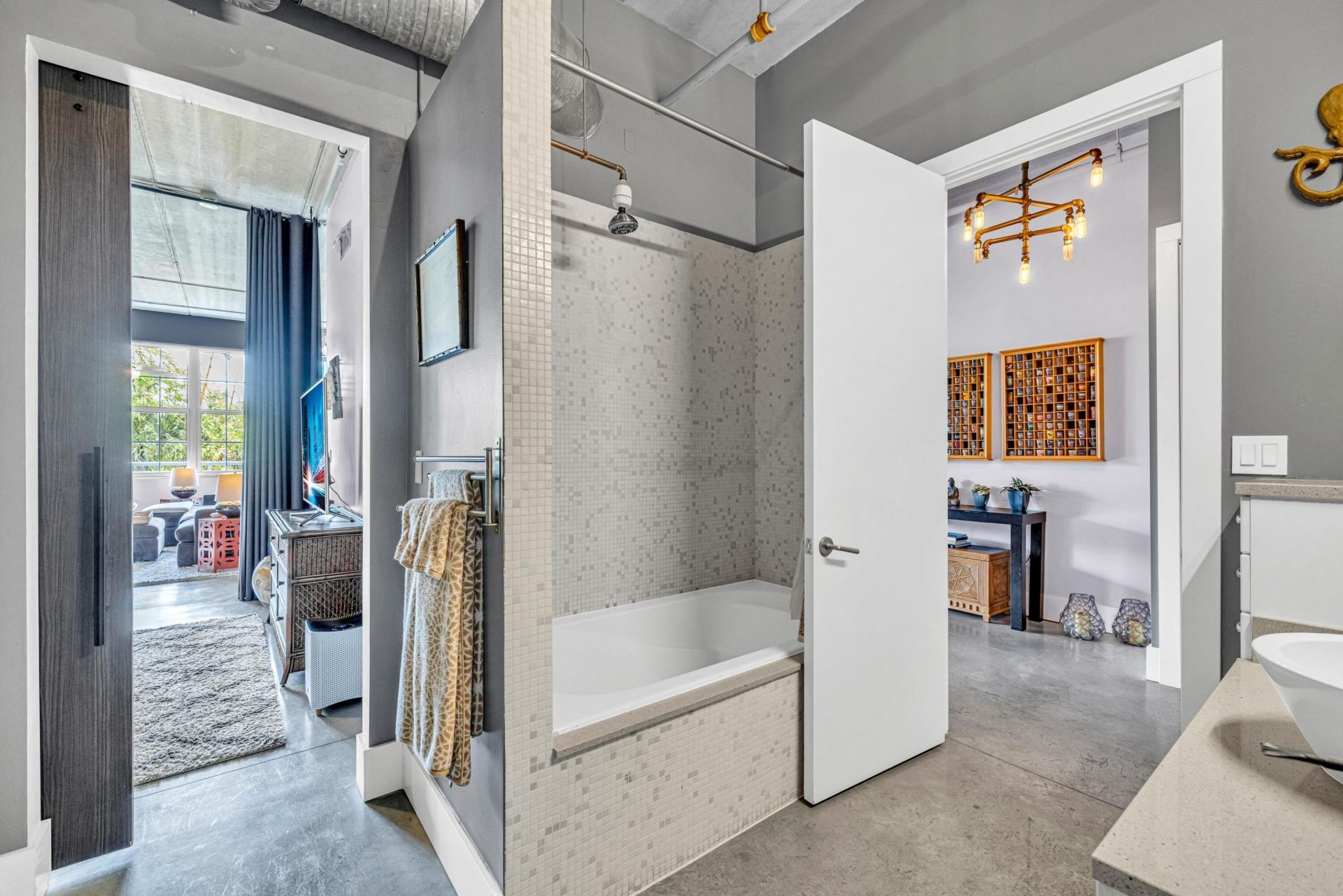 425 N Andrews Avenue, Unit 303, Fort Lauderdale, FL 33301 Photo