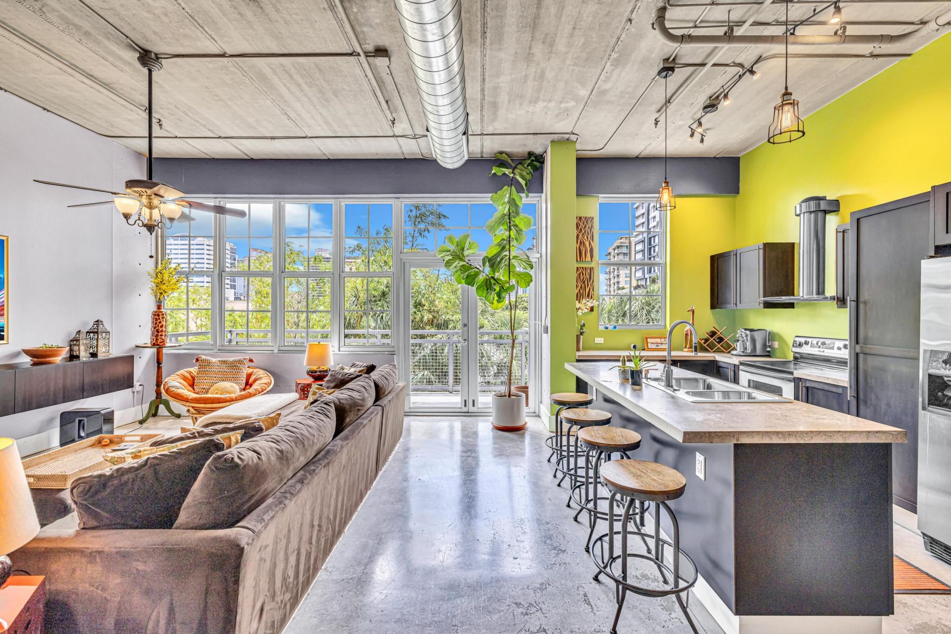 425 N Andrews Avenue, Unit 303, Fort Lauderdale, FL 33301 Photo