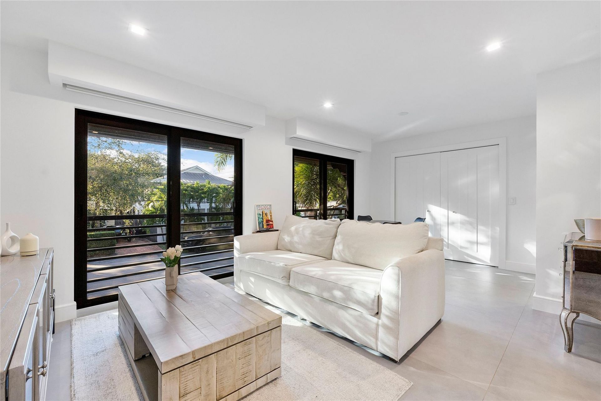 500 NE 14th Avenue, Fort Lauderdale, FL 33301 Photo